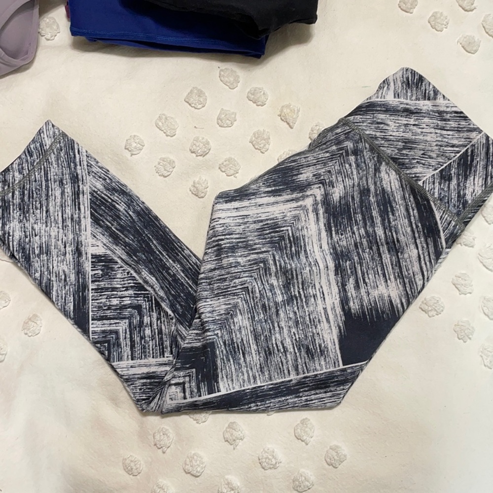 Lululemon align crop leggings